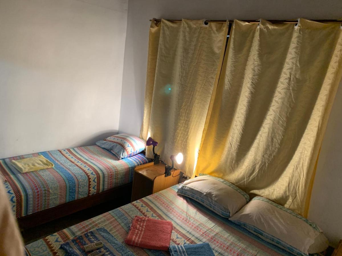 Litt Iguazu Hostal Пуерто-Іґуасу Екстер'єр фото
