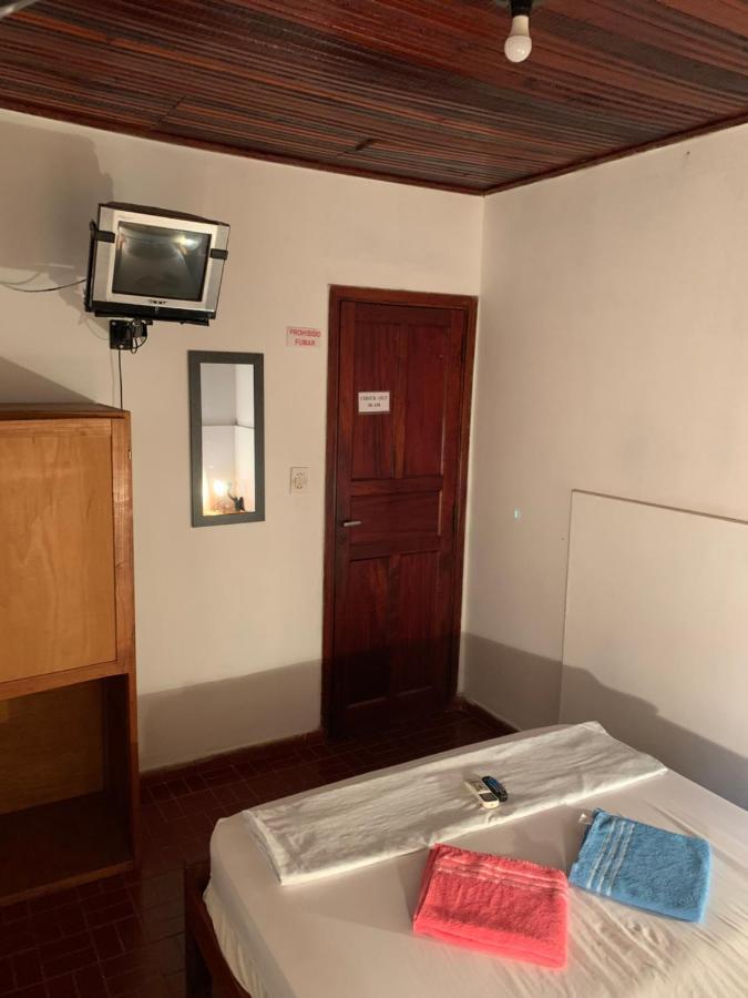 Litt Iguazu Hostal Пуерто-Іґуасу Екстер'єр фото