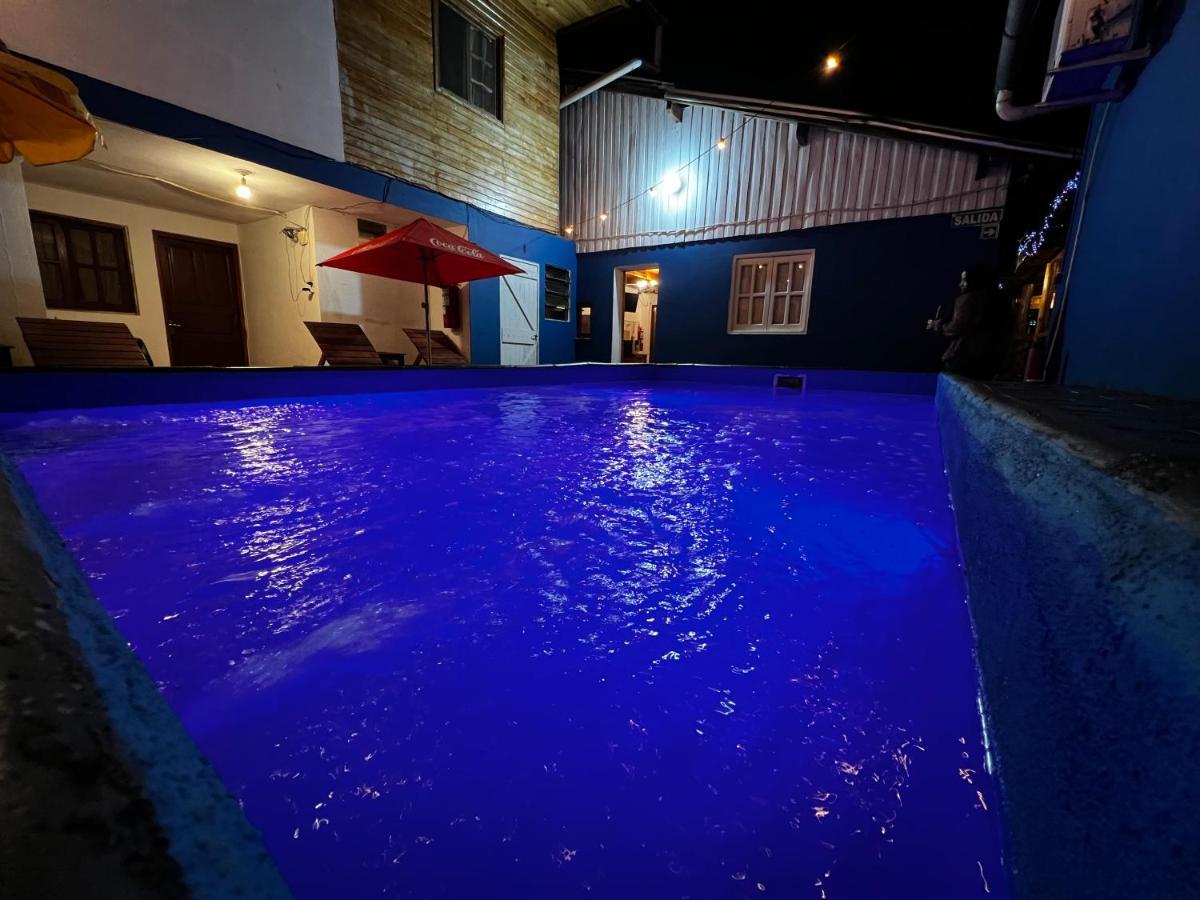Litt Iguazu Hostal Пуерто-Іґуасу Екстер'єр фото