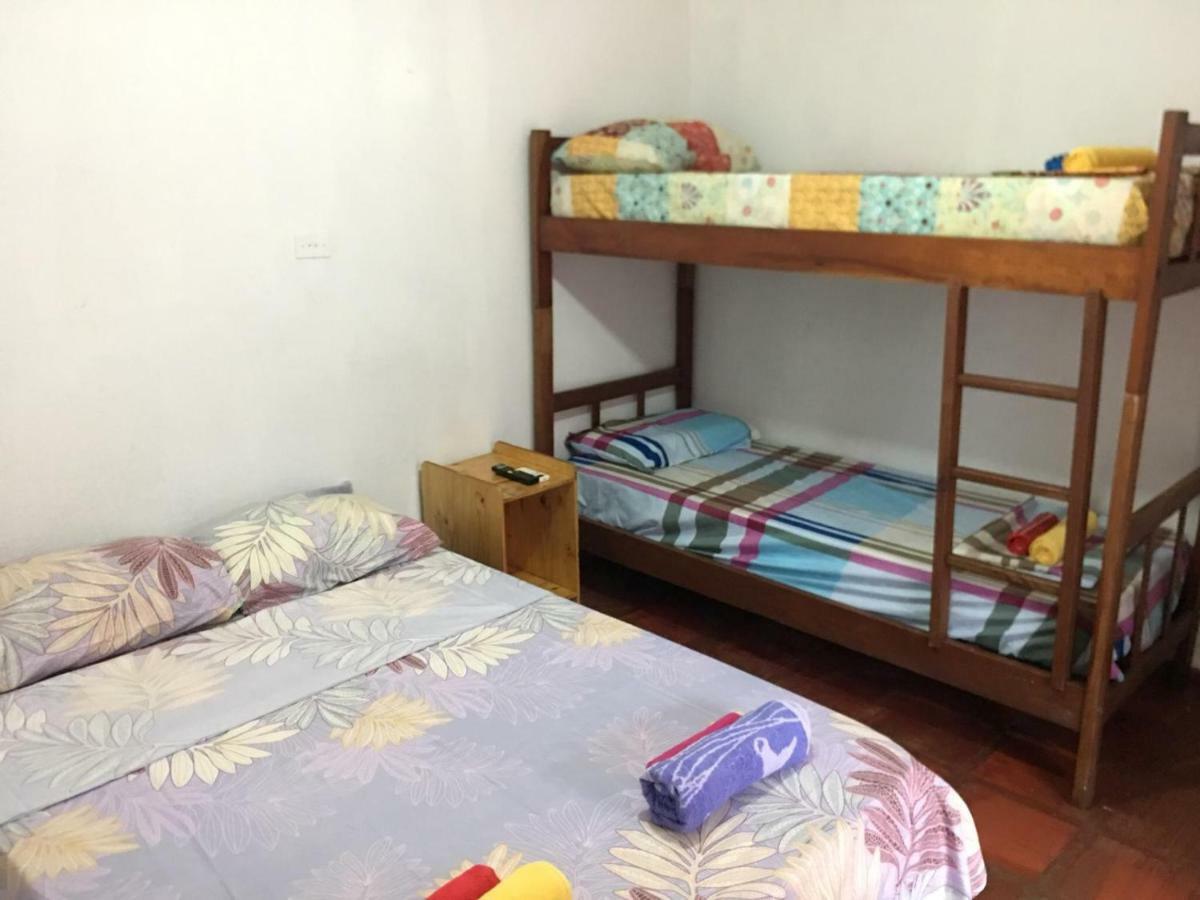 Litt Iguazu Hostal Пуерто-Іґуасу Екстер'єр фото